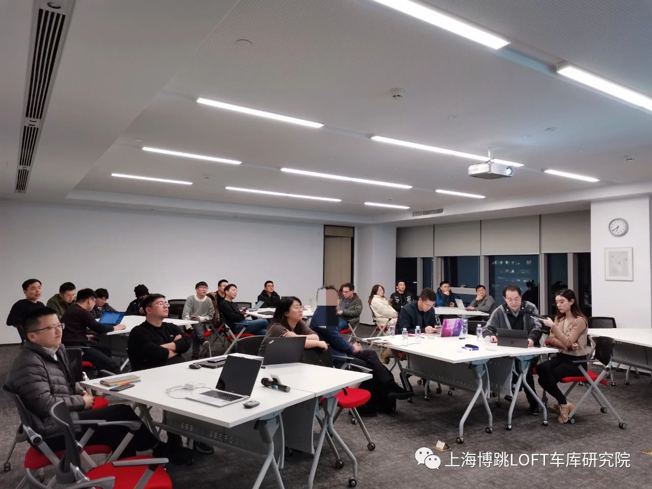昌都杭州LOFT车库专题会